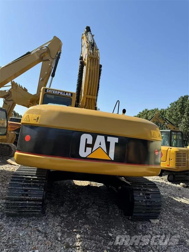 CAT 320 C Kāpurķēžu ekskavatori