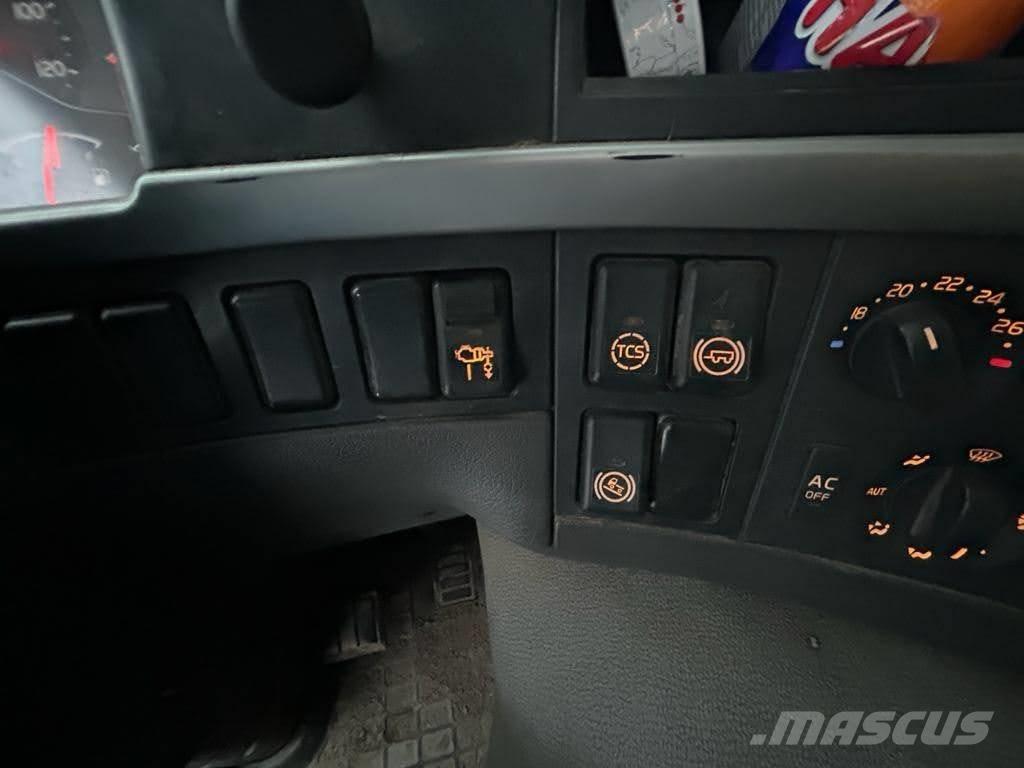 Volvo FM 460 Smagās mašīnas ar celtni