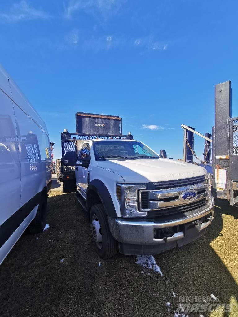 Ford F 550 XLT Platformas/izkraušana no sāniem