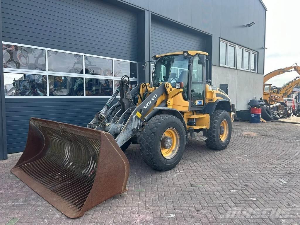 Volvo L45G Iekrāvēji uz riteņiem