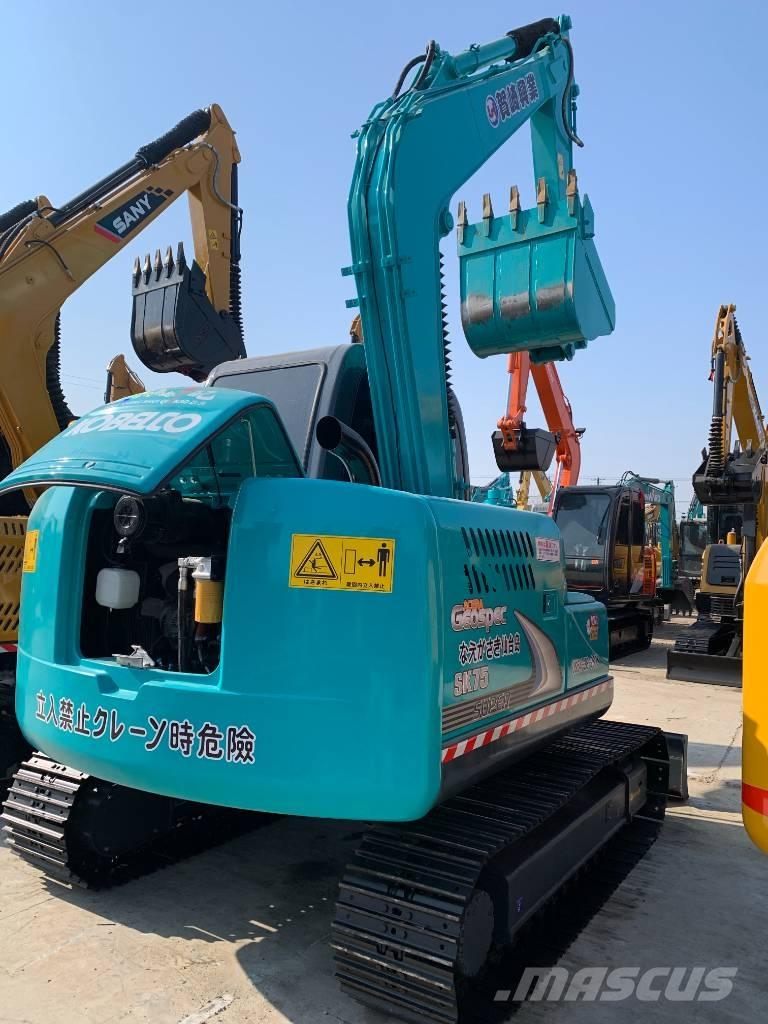 Kobelco SK 75 Kāpurķēžu ekskavatori