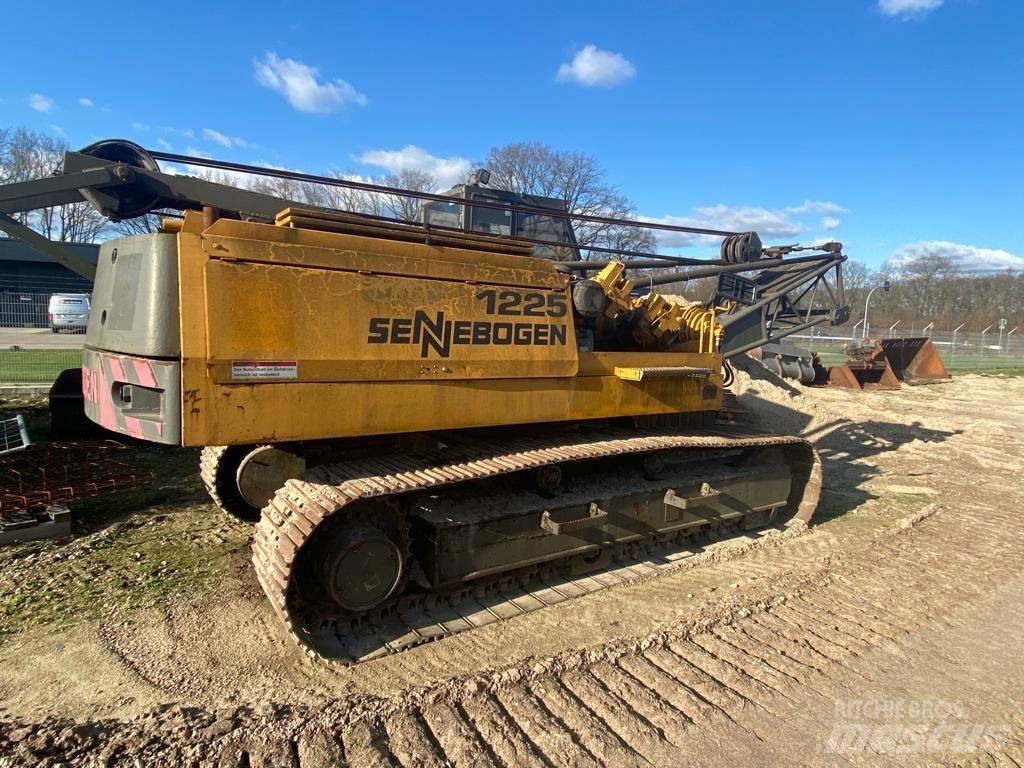 Sennebogen S 1225 R Kāpurķēžu ekskavators ar strēli