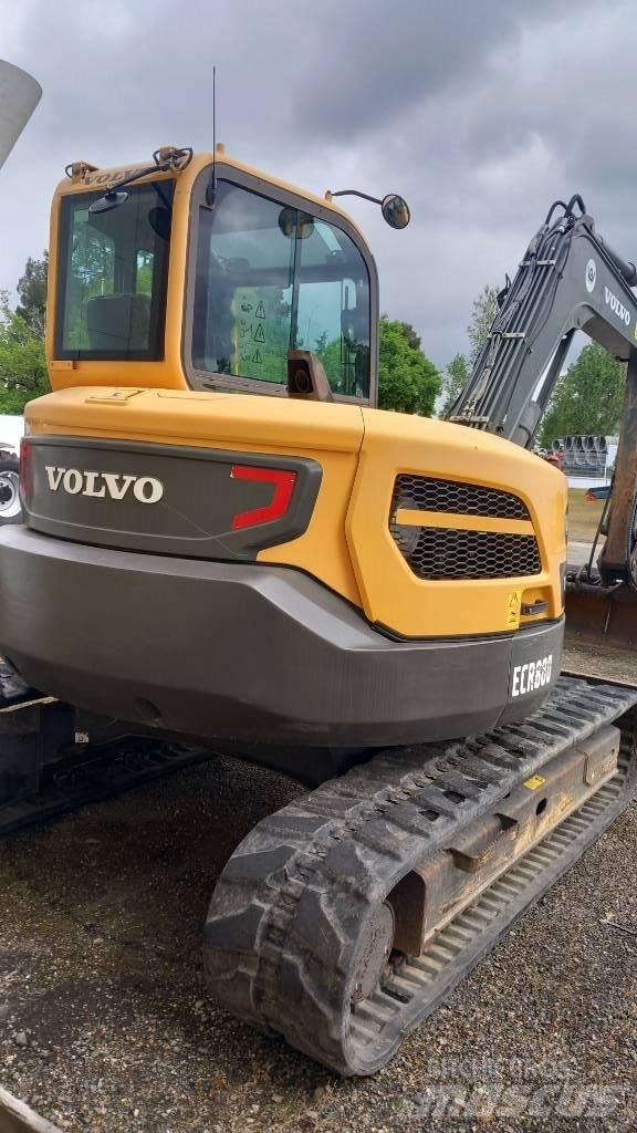 Volvo ECR 88 D Kāpurķēžu ekskavatori