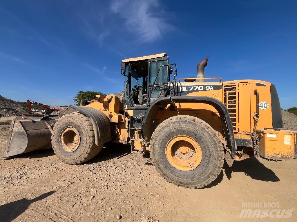 Hyundai HL 770-9 A Iekrāvēji uz riteņiem