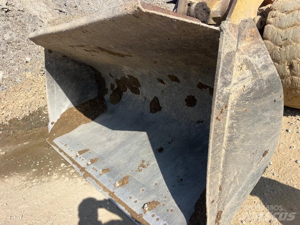 Hyundai HL 770-9 A Iekrāvēji uz riteņiem