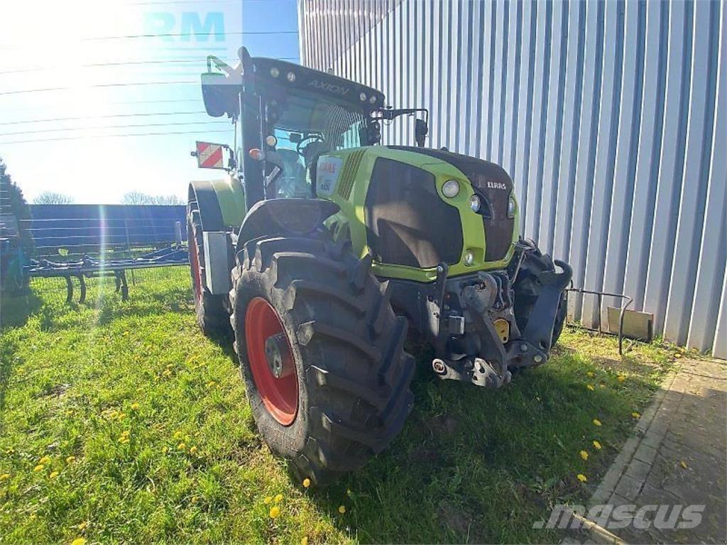 CLAAS axion 850 Traktori