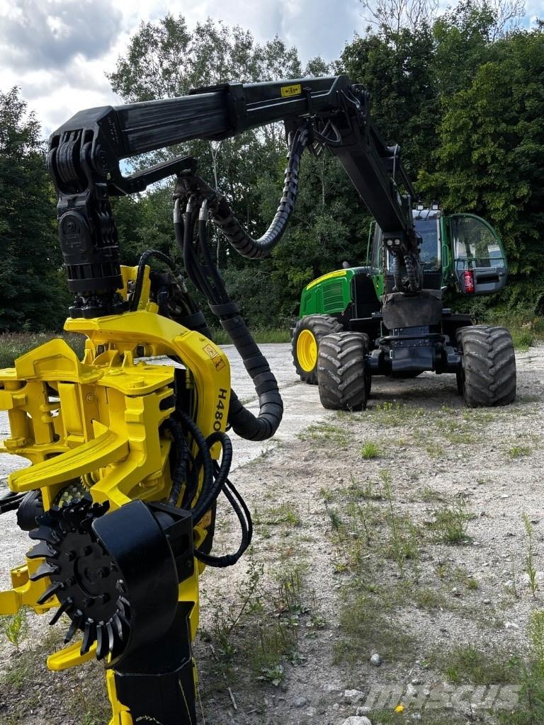 John Deere 1270 E Harvesteri