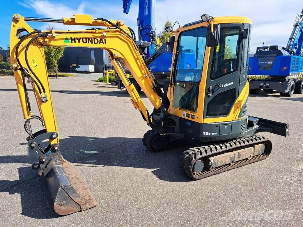 Hyundai R30 Z-9AK Mini ekskavatori < 7 t