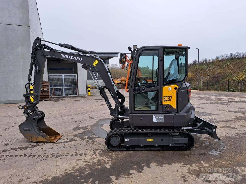 Volvo EC 37 F Mini ekskavatori < 7 t