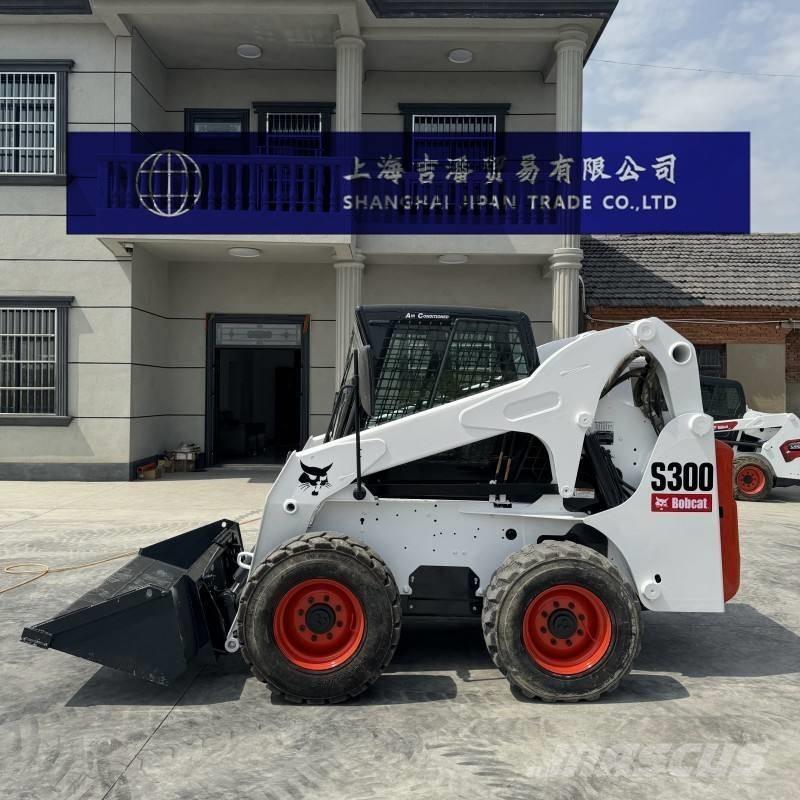 Bobcat S 300 Lietoti riteņu kompaktiekrāvēji