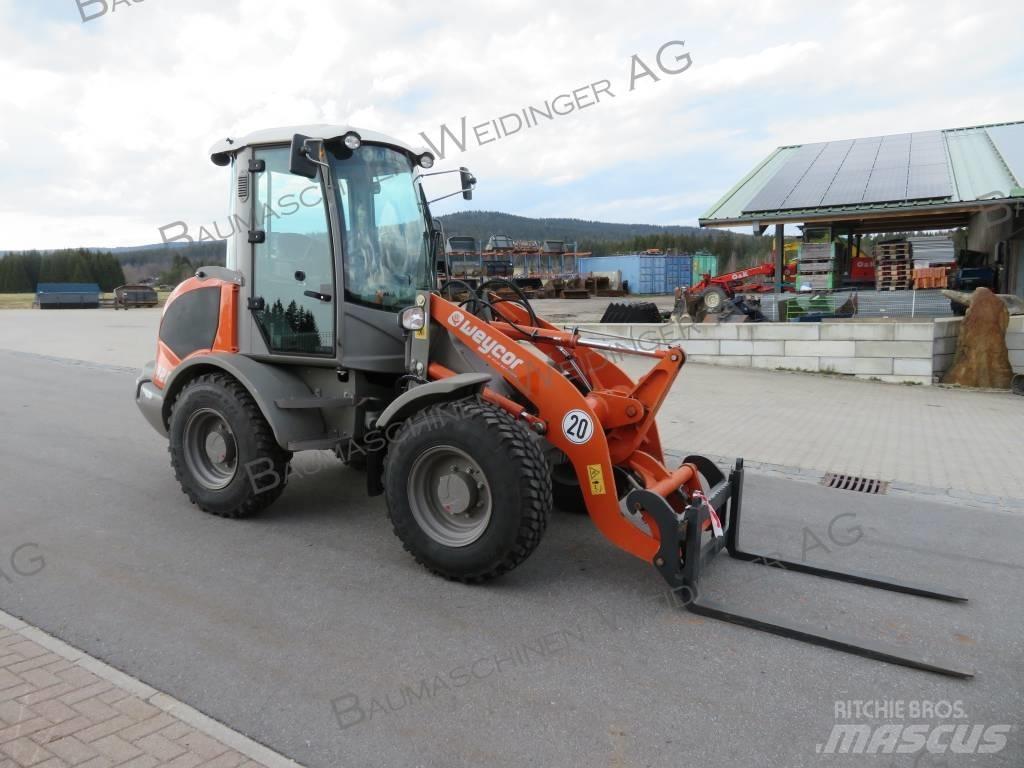 Atlas AR 420 Iekrāvēji uz riteņiem