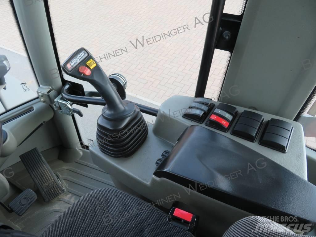 Atlas AR 420 Iekrāvēji uz riteņiem