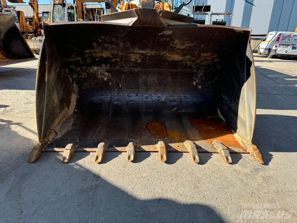 Liebherr L 576 Iekrāvēji uz riteņiem