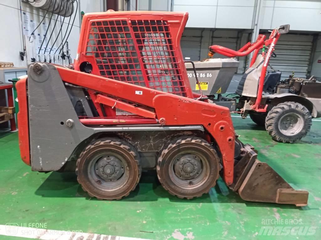 Bobcat S 100 Lietoti riteņu kompaktiekrāvēji