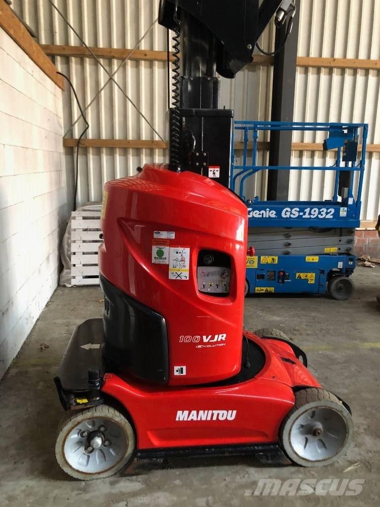 Manitou 100 VJR Šķerveida pacēlāji