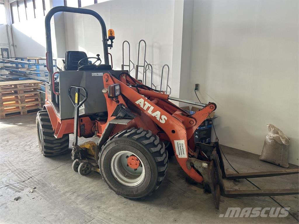 Atlas AR32E Multifunkcionālie iekrāvēji