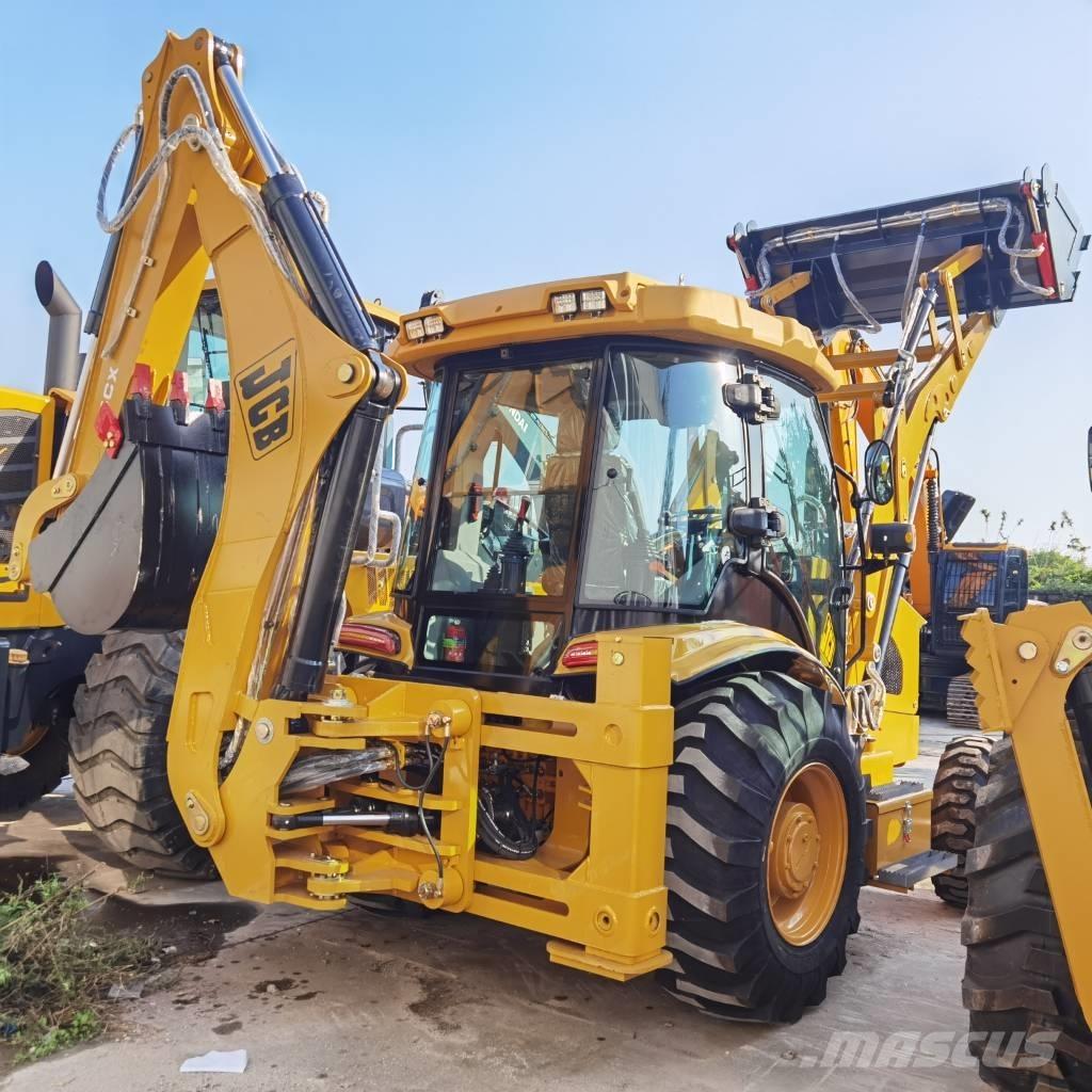 JCB 4 CX Ekskavatori-iekrāvēji