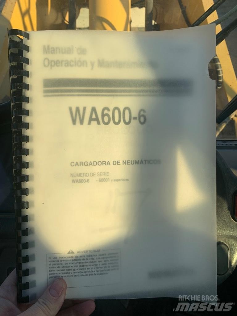 Komatsu Wa600-6 Iekrāvēji uz riteņiem