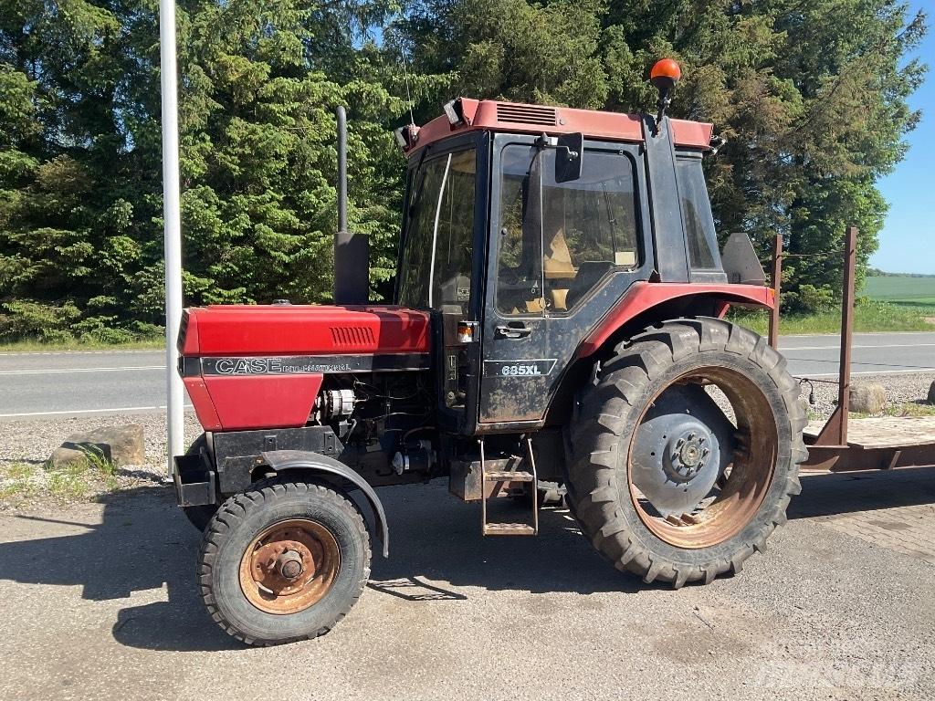Case IH 685 XL Traktori