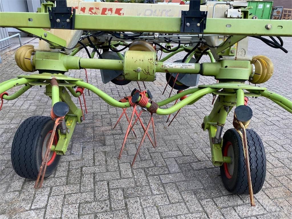CLAAS volto 1050T Grābekļi un siena ārdītāji