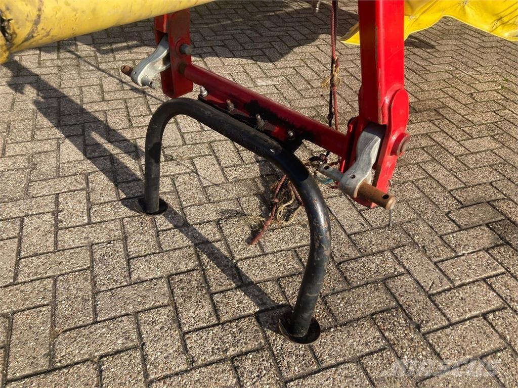 Fella TS 880 HARK Grābekļi un siena ārdītāji