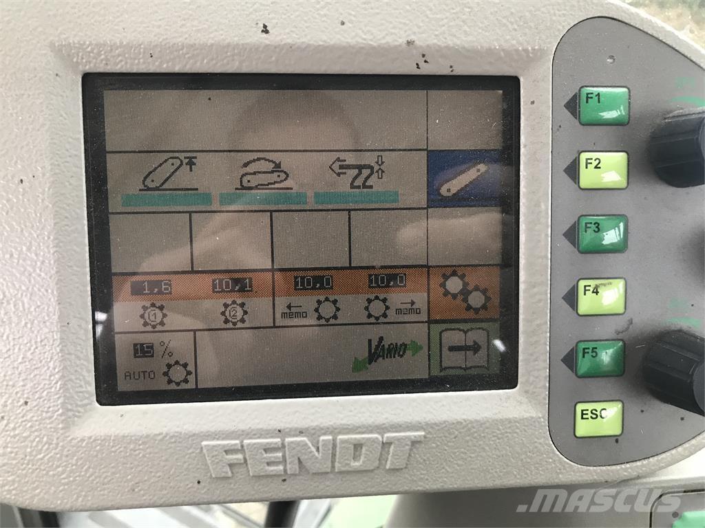 Fendt 411 Com2 Traktori