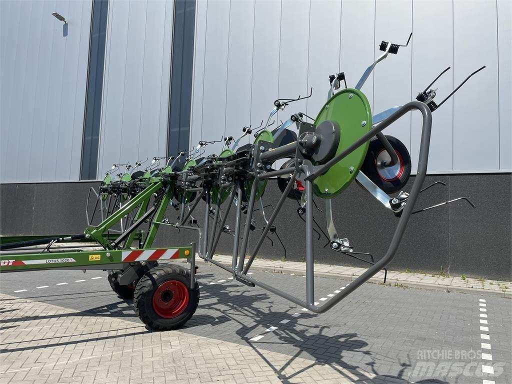 Fendt Lotus 1020 Grābekļi un siena ārdītāji