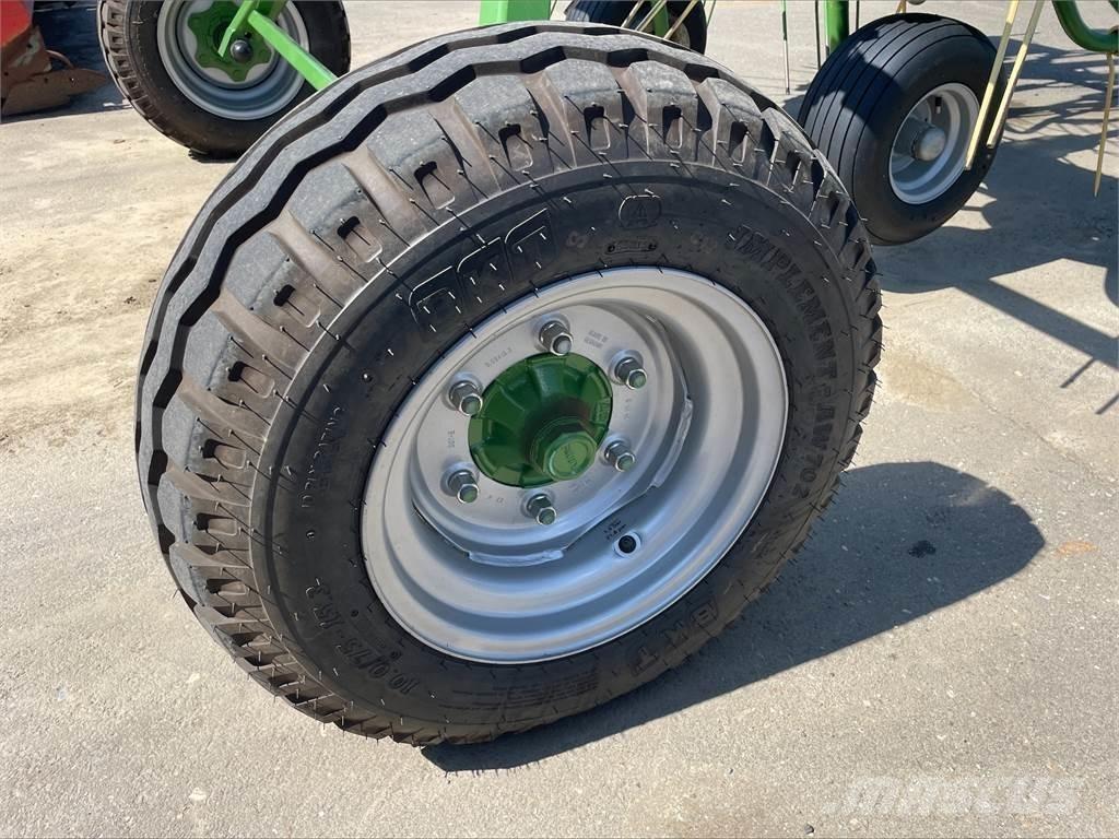 Krone KWT 11.22 Grābekļi un siena ārdītāji