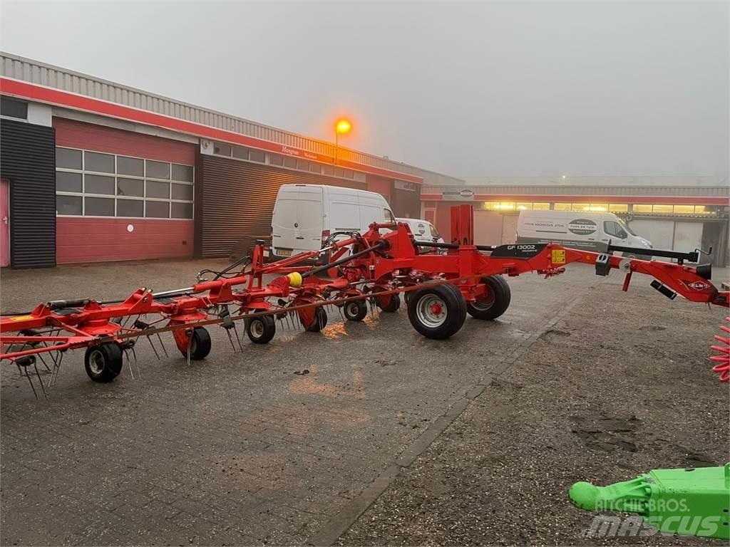 Kuhn GF 13002 Grābekļi un siena ārdītāji