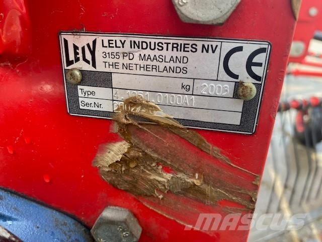 Lely Hibiscus 725 Grābekļi un siena ārdītāji