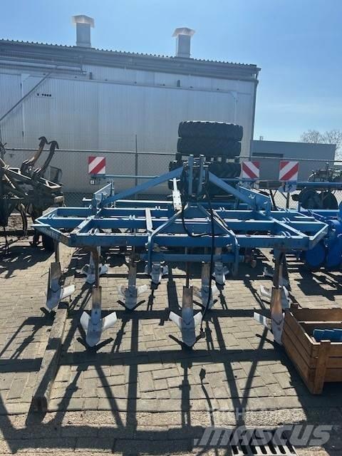 Lemken Karat 9/300 Kultivatori