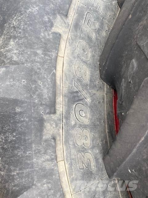Michelin 380/80R38 Riepas, riteņi un diski