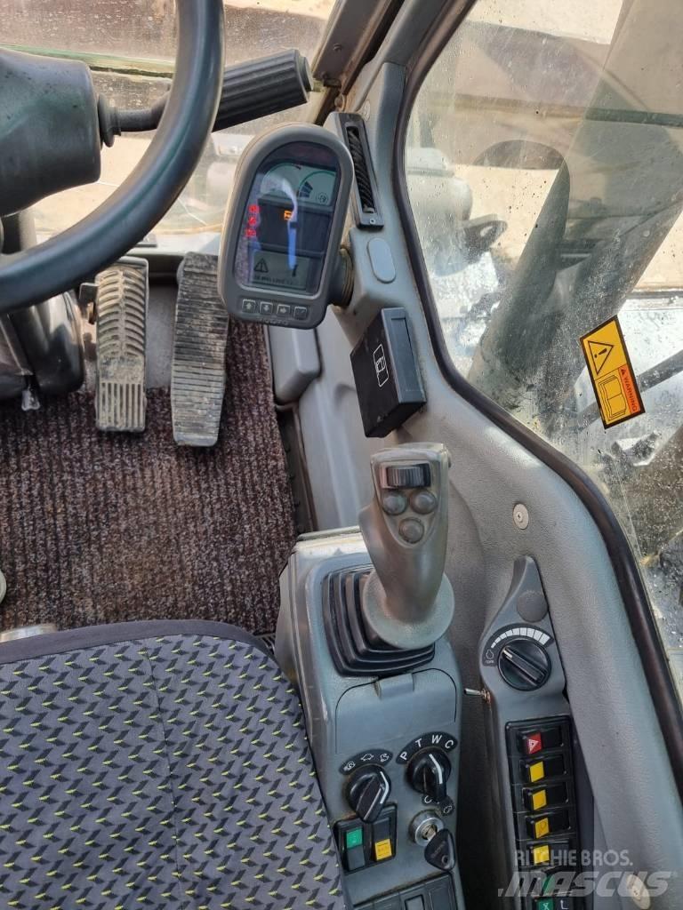 Volvo EW 160 B Ekskavatori uz riteņiem