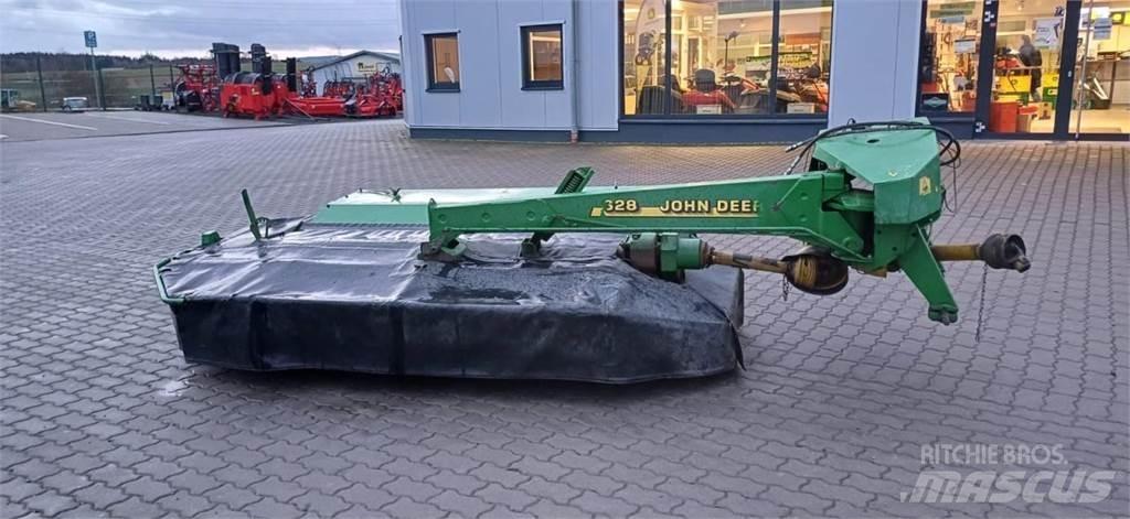 John Deere 328 Pļaujmašīnas
