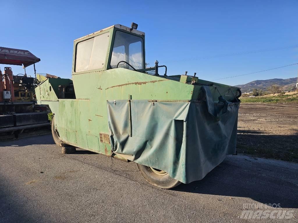 Corinsa 12/22 Augsnes blīvētāji