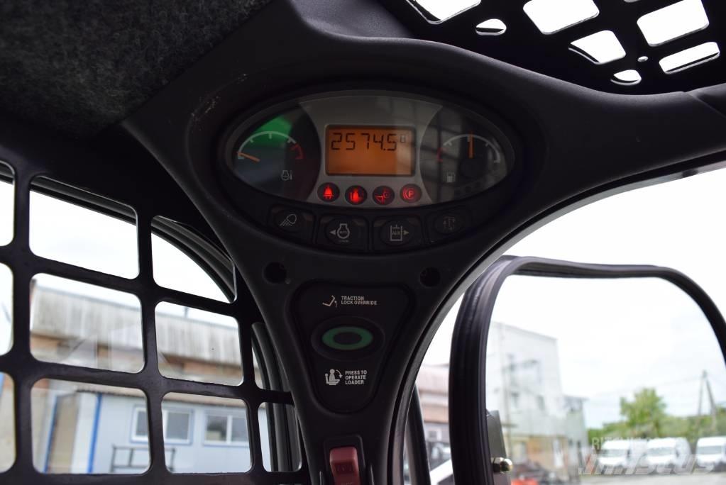 Bobcat T 550 Lietoti riteņu kompaktiekrāvēji