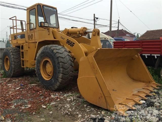 CAT 966 F Iekrāvēji uz riteņiem