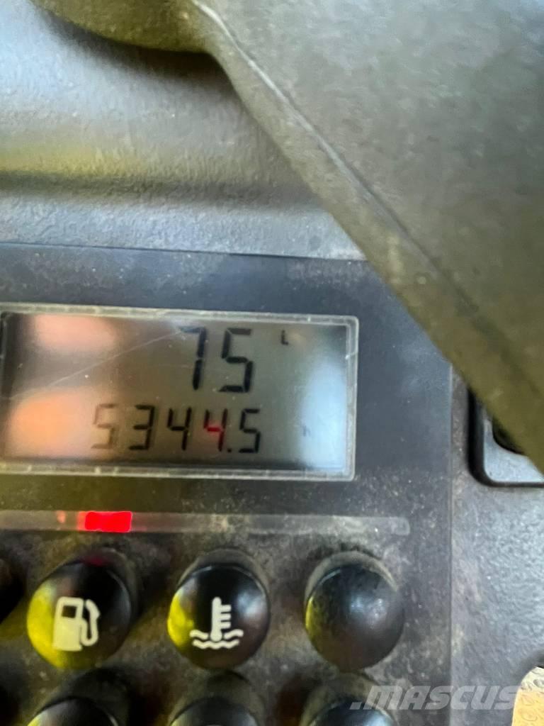 Ladog T1400 Komunālās mašīnas