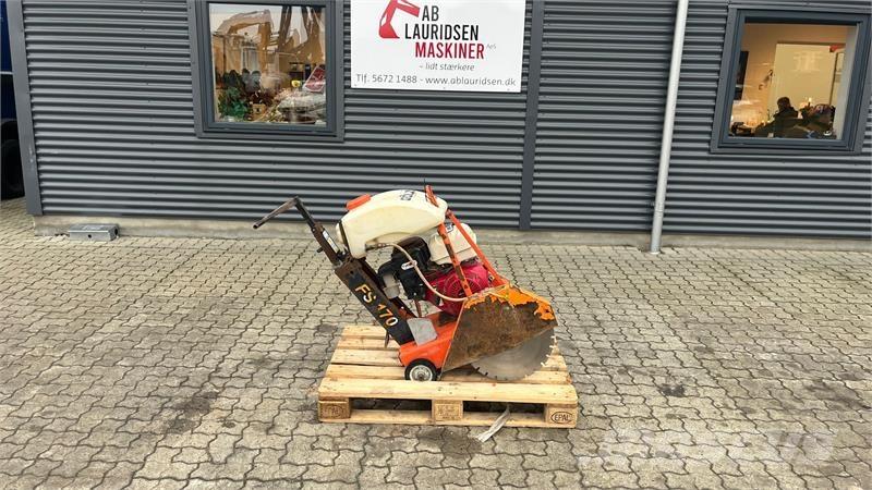  - - - Golz fs170 Asfalta frēzes