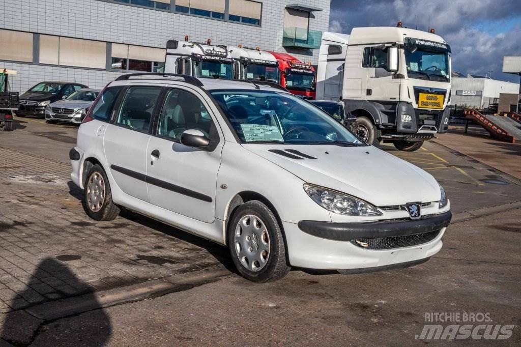 Peugeot 206 SW Automašīnas