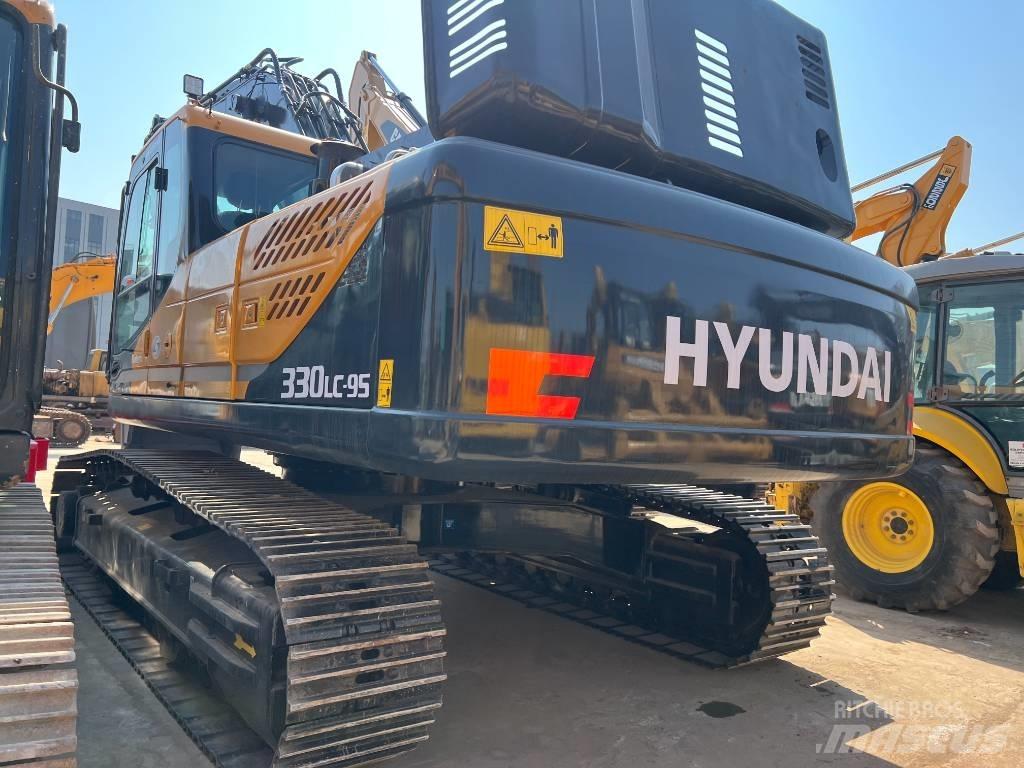 Hyundai 330LC-9S Kāpurķēžu ekskavatori