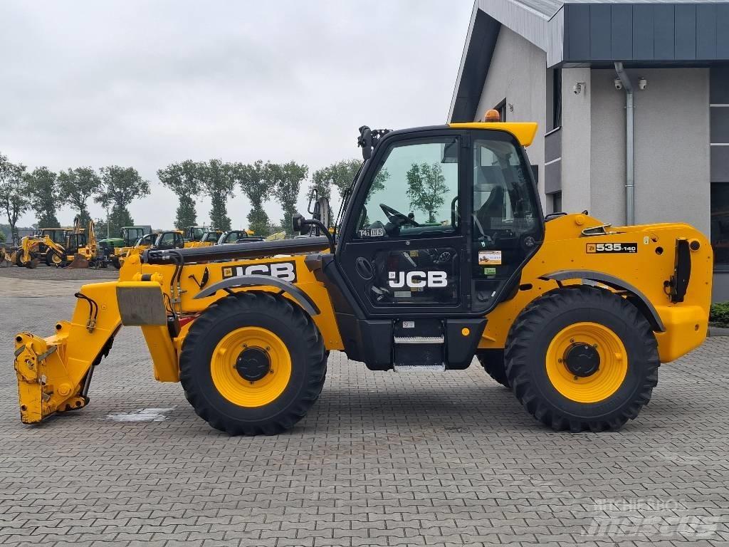 JCB 535-140 Hiviz Teleskopiskie manipulatori