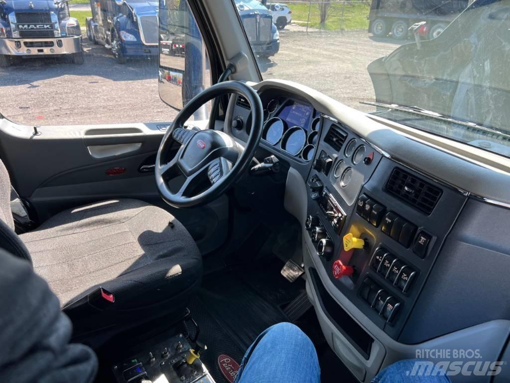 Peterbilt 579 Pašizgāzējs