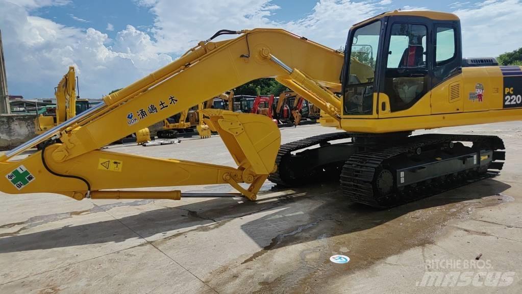 Komatsu pc220-7 Kāpurķēžu ekskavatori