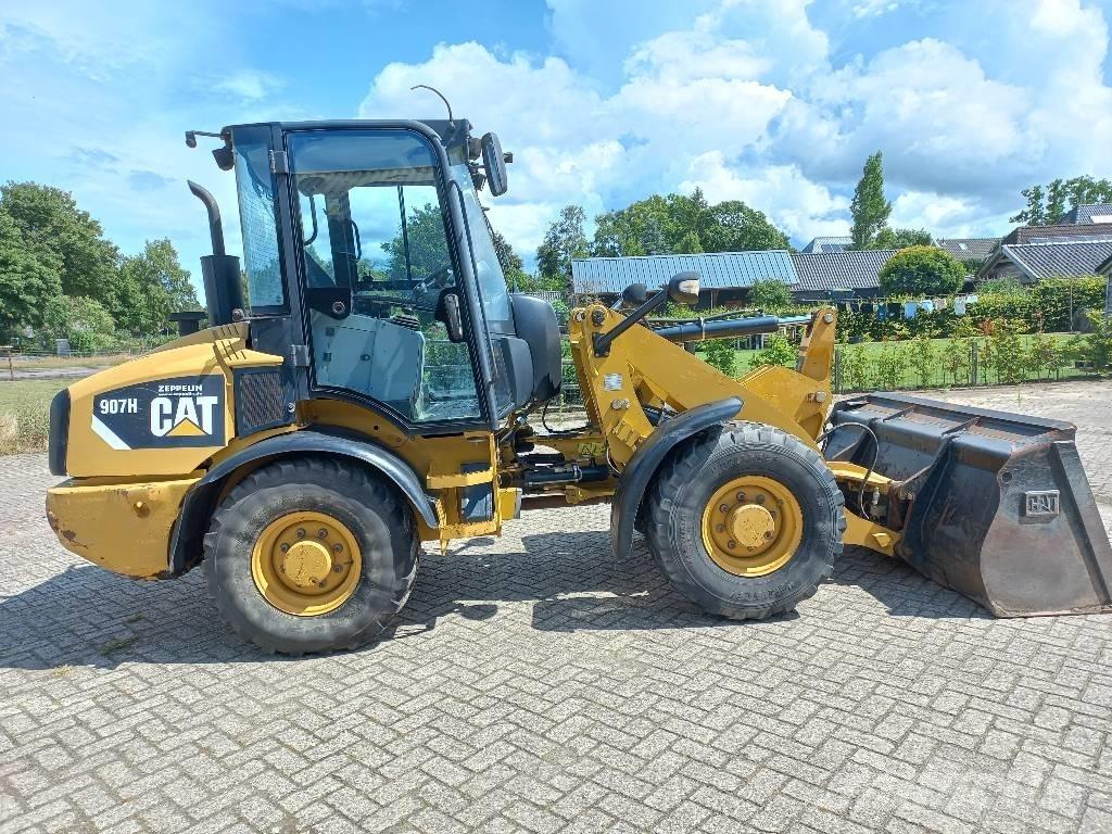 CAT 907 H Iekrāvēji uz riteņiem