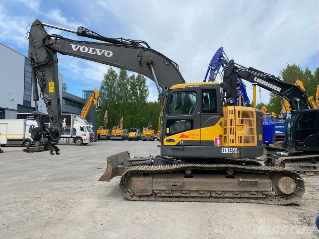Volvo ECR 235 Kāpurķēžu ekskavatori