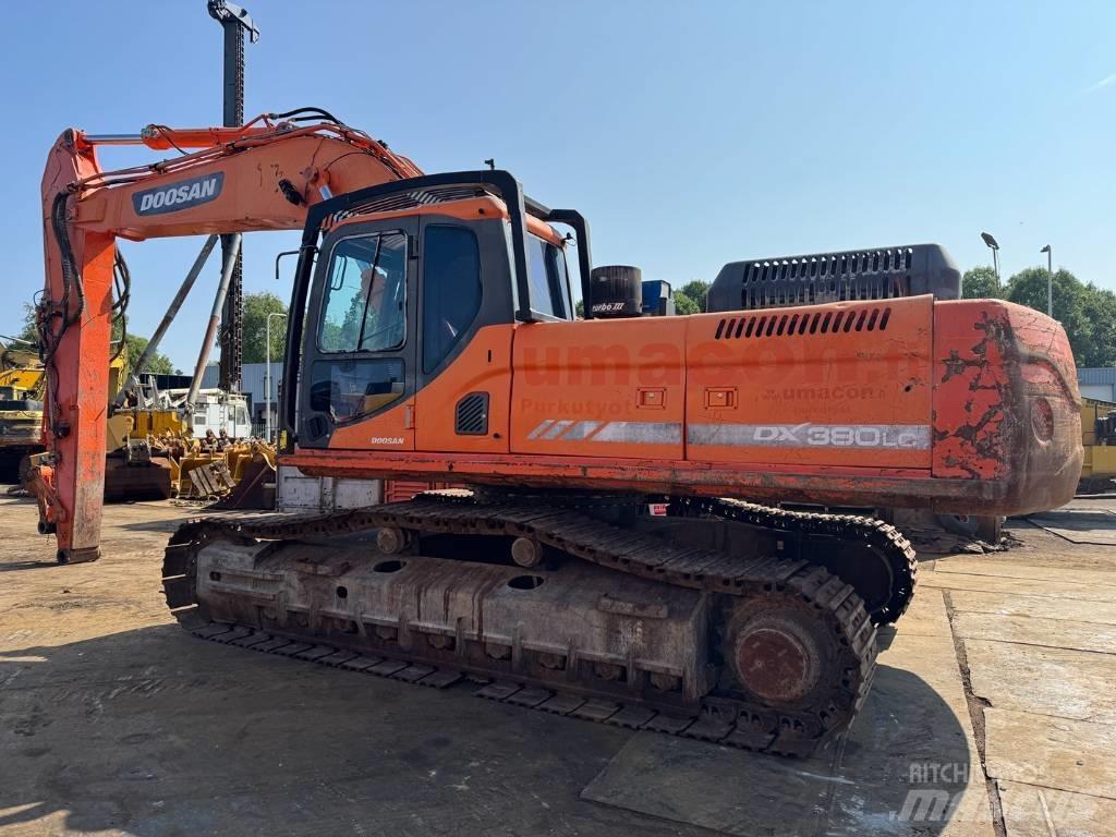 Doosan DX 380 LC Kāpurķēžu ekskavatori