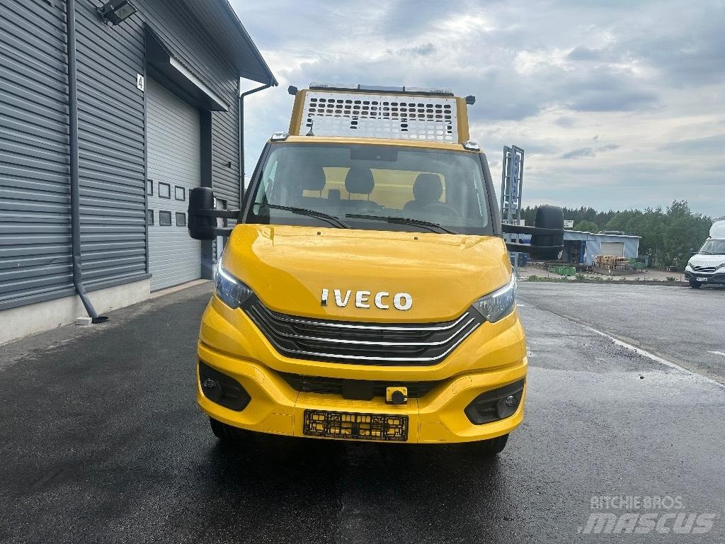 Iveco Daily 72C18/P Evakuators ar manipulatoru