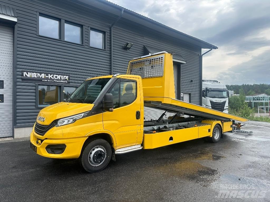 Iveco Daily 72C18/P Evakuators ar manipulatoru