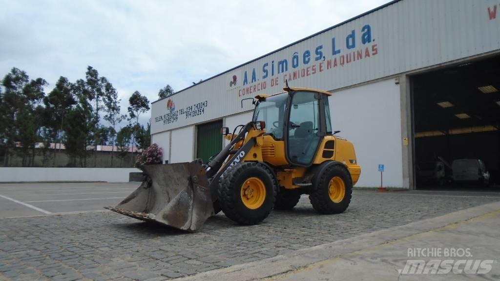 Volvo L 25 F Iekrāvēji uz riteņiem